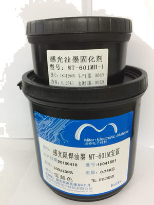China 600 PPMs lichtempfindliche Lötmittel-Maske mit weißem/Schwarzem/Grün/roter/blauer/blauer Farbe fournisseur